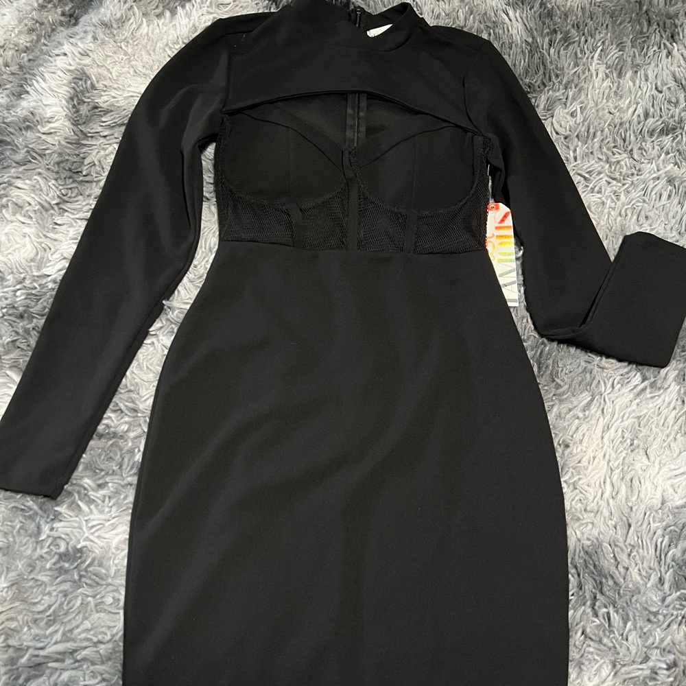 Black long sleeve dress